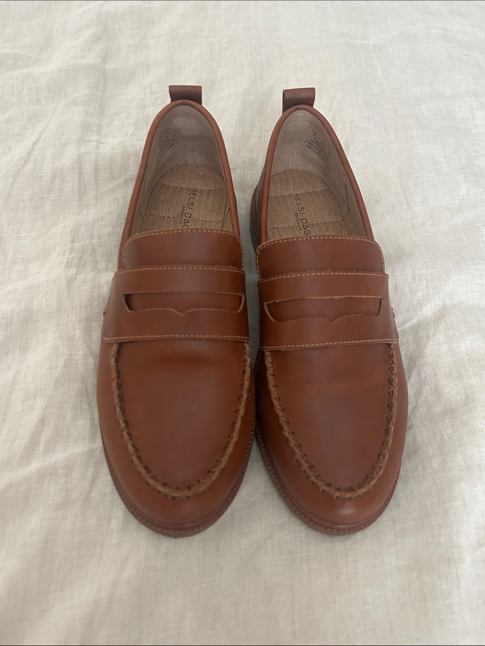 Like New Kelsi Dagger Brooklyn Lens Loafer